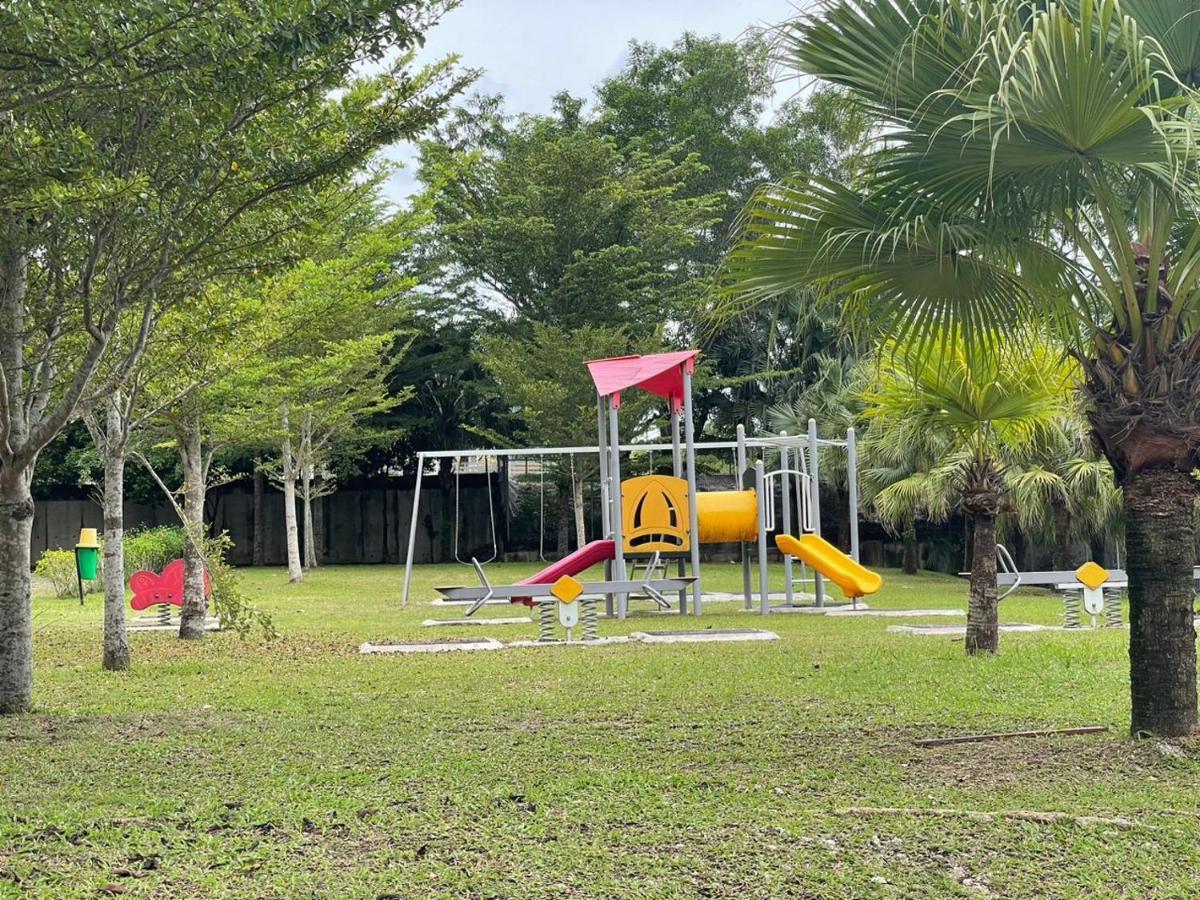Rumah Puteh Homestay Ipoh Luaran gambar